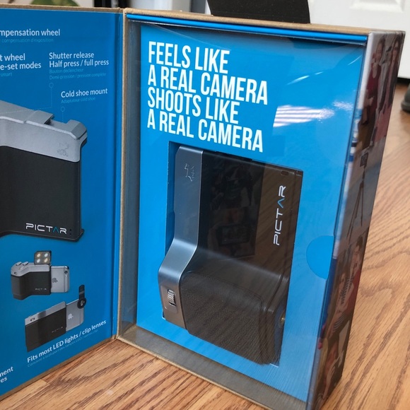 Pictar Camera Grip for iPhones - Picture 5 of 6